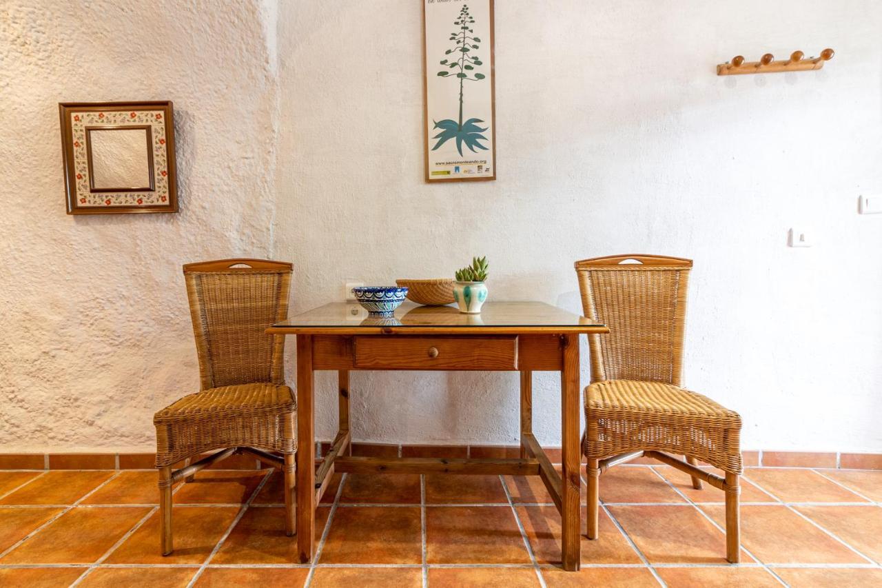 Cuevas El Abanico - Vtar Vivienda Turistica De Alojamiento Rural Granada Eksteriør billede