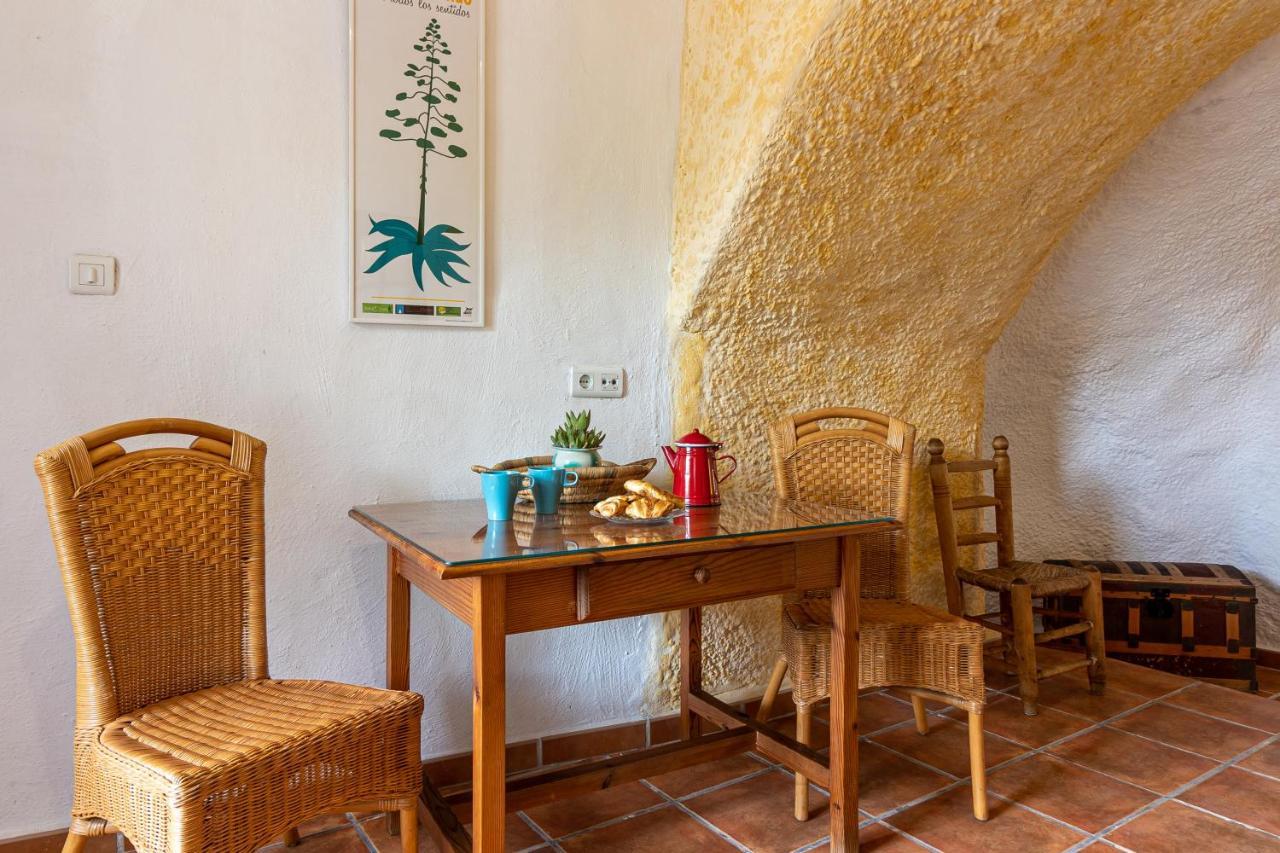Cuevas El Abanico - Vtar Vivienda Turistica De Alojamiento Rural Granada Eksteriør billede