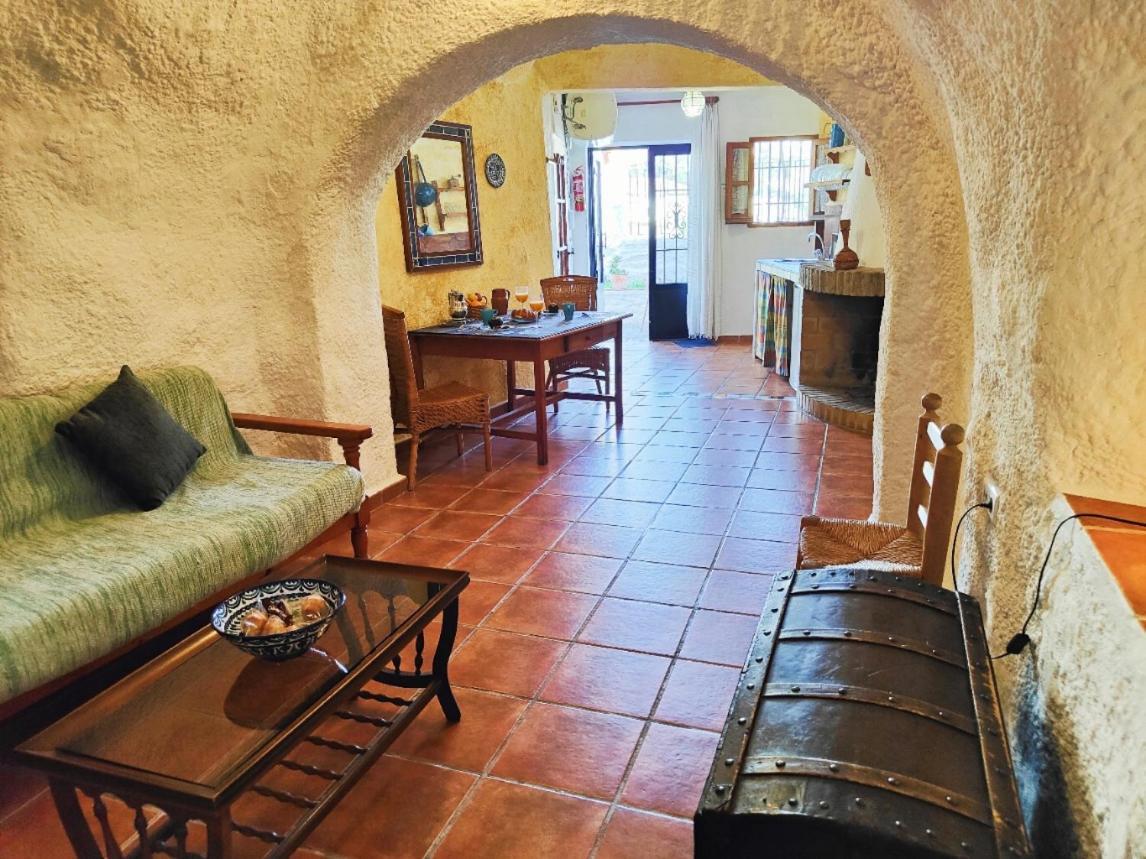 Cuevas El Abanico - Vtar Vivienda Turistica De Alojamiento Rural Granada Eksteriør billede