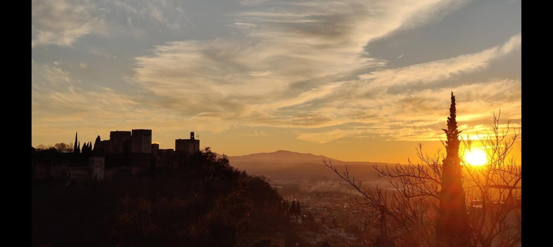 Cuevas El Abanico - Vtar Vivienda Turistica De Alojamiento Rural Granada Eksteriør billede