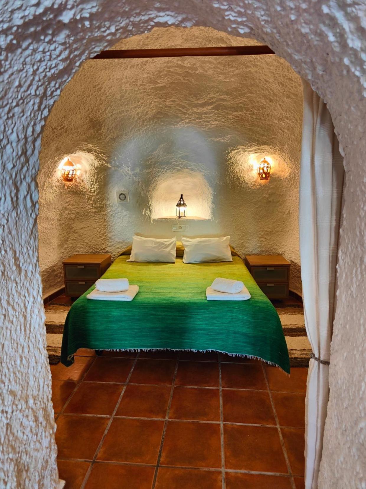 Cuevas El Abanico - Vtar Vivienda Turistica De Alojamiento Rural Granada Eksteriør billede