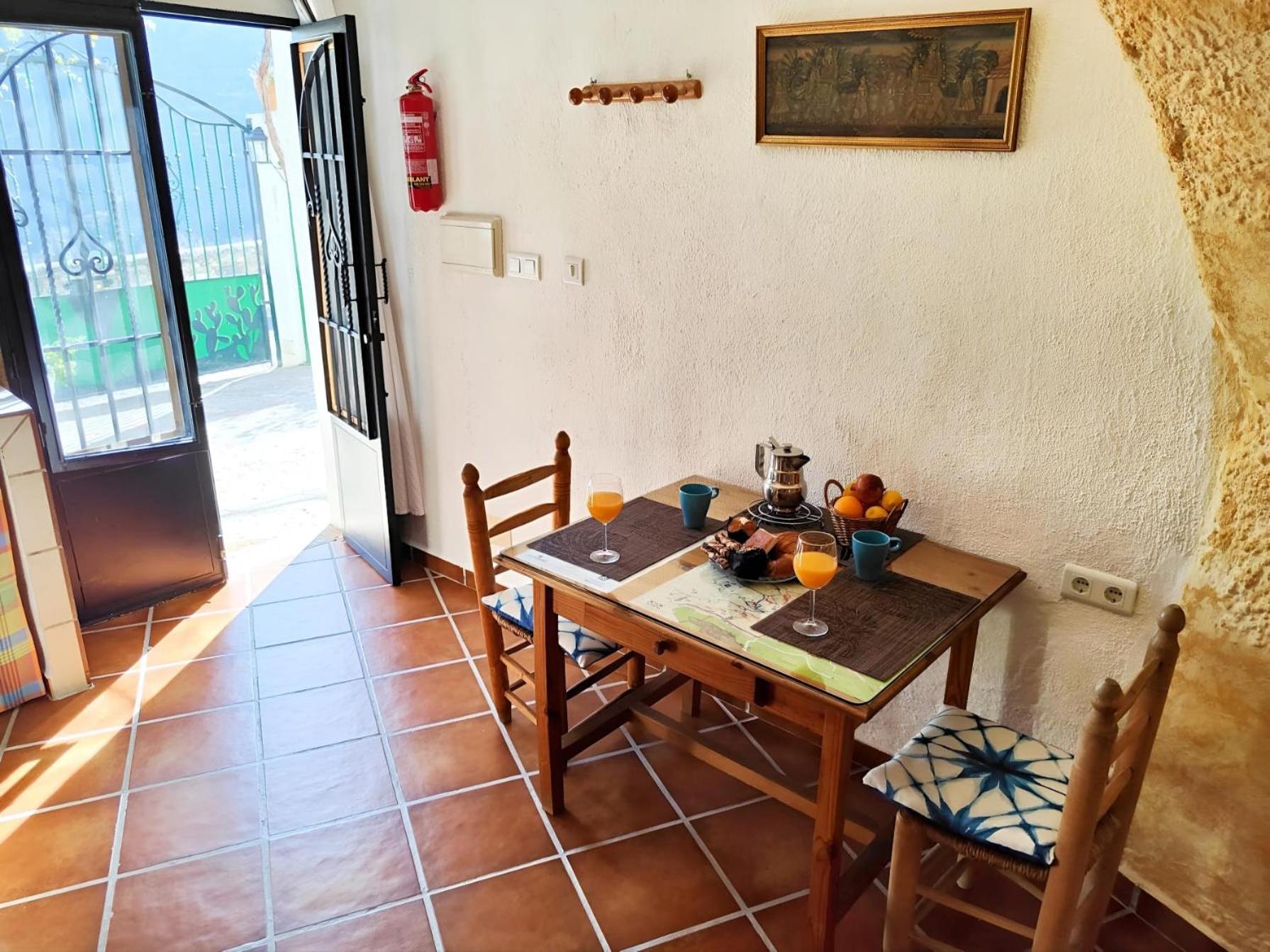 Cuevas El Abanico - Vtar Vivienda Turistica De Alojamiento Rural Granada Eksteriør billede